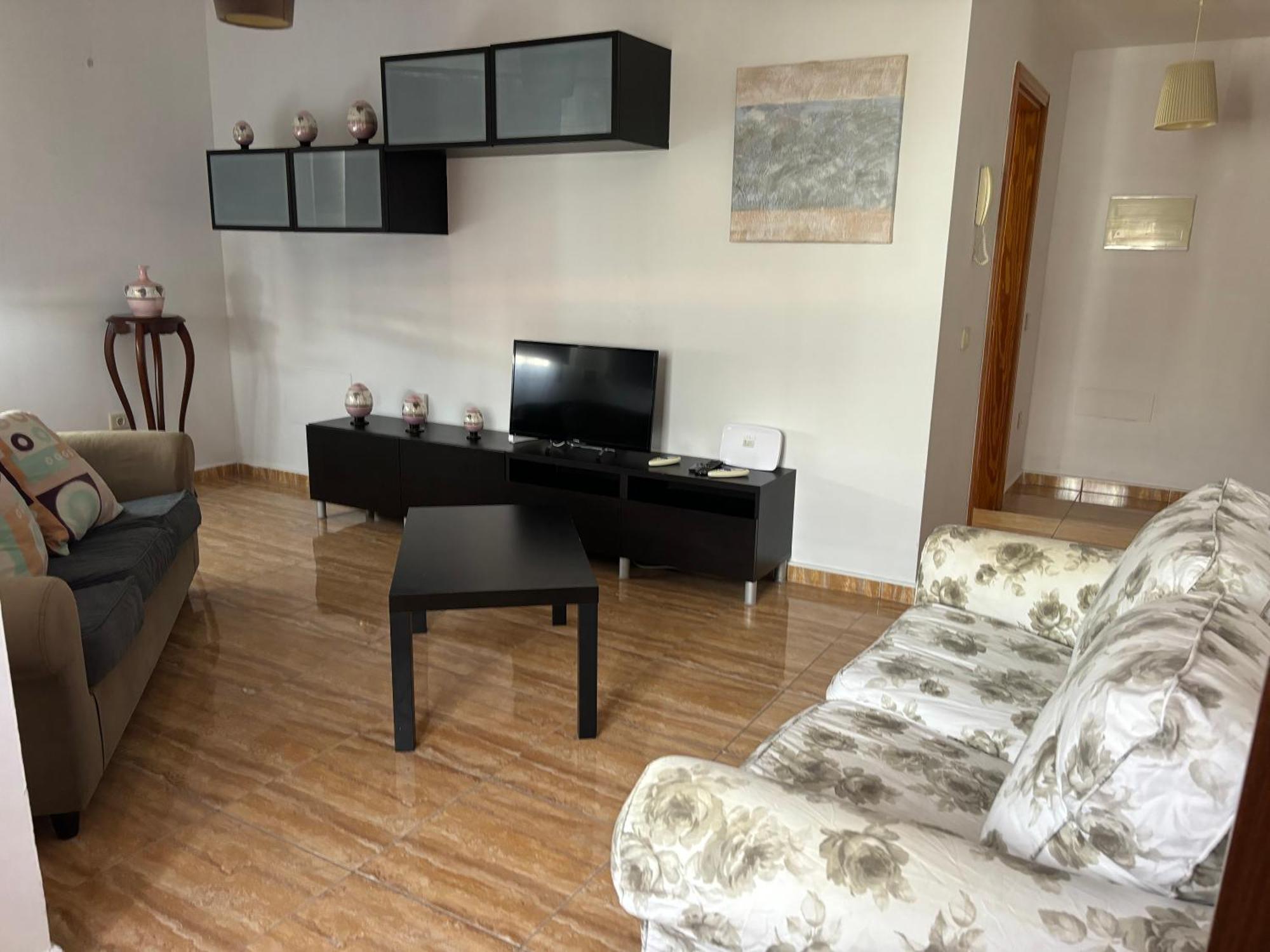 Piso Seminuevo Centrico Con Vistas Daire Vecindario  Dış mekan fotoğraf